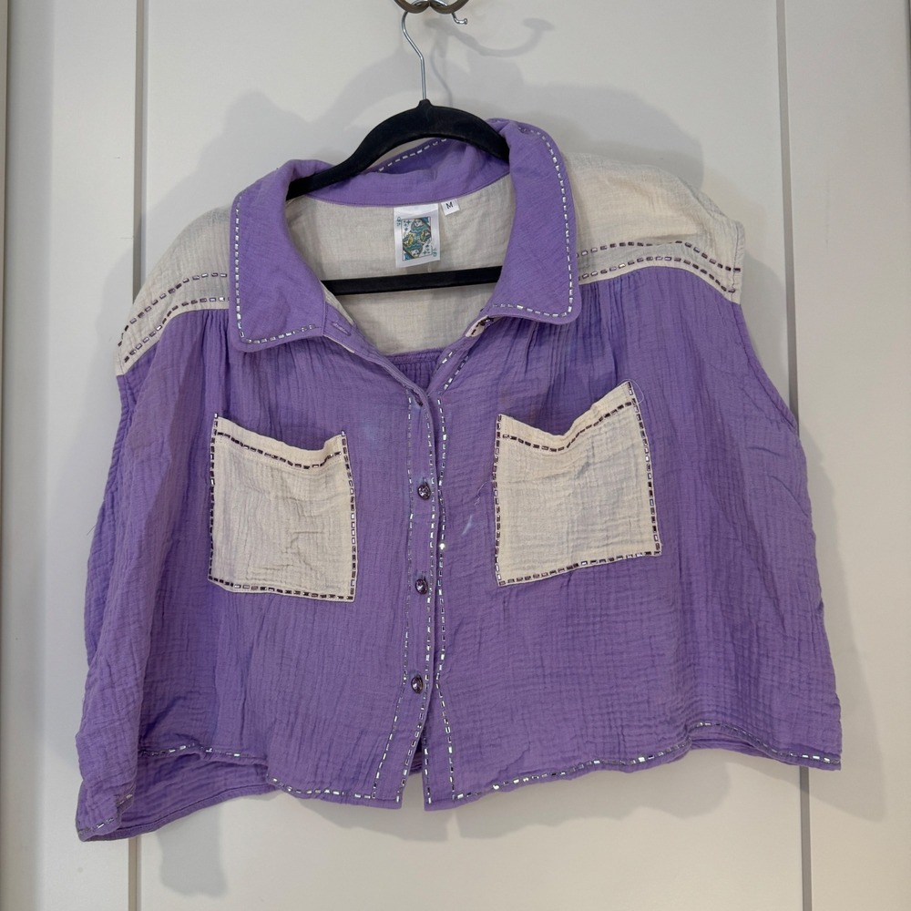 Queen of Sparkles Purple Cotton Gauze Rhinestone Cropped Button Down Shirt M
